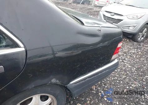 1999 Mercedes-Benz S 320 из США, поврежденный, VIN WDBGA33G4XA431496